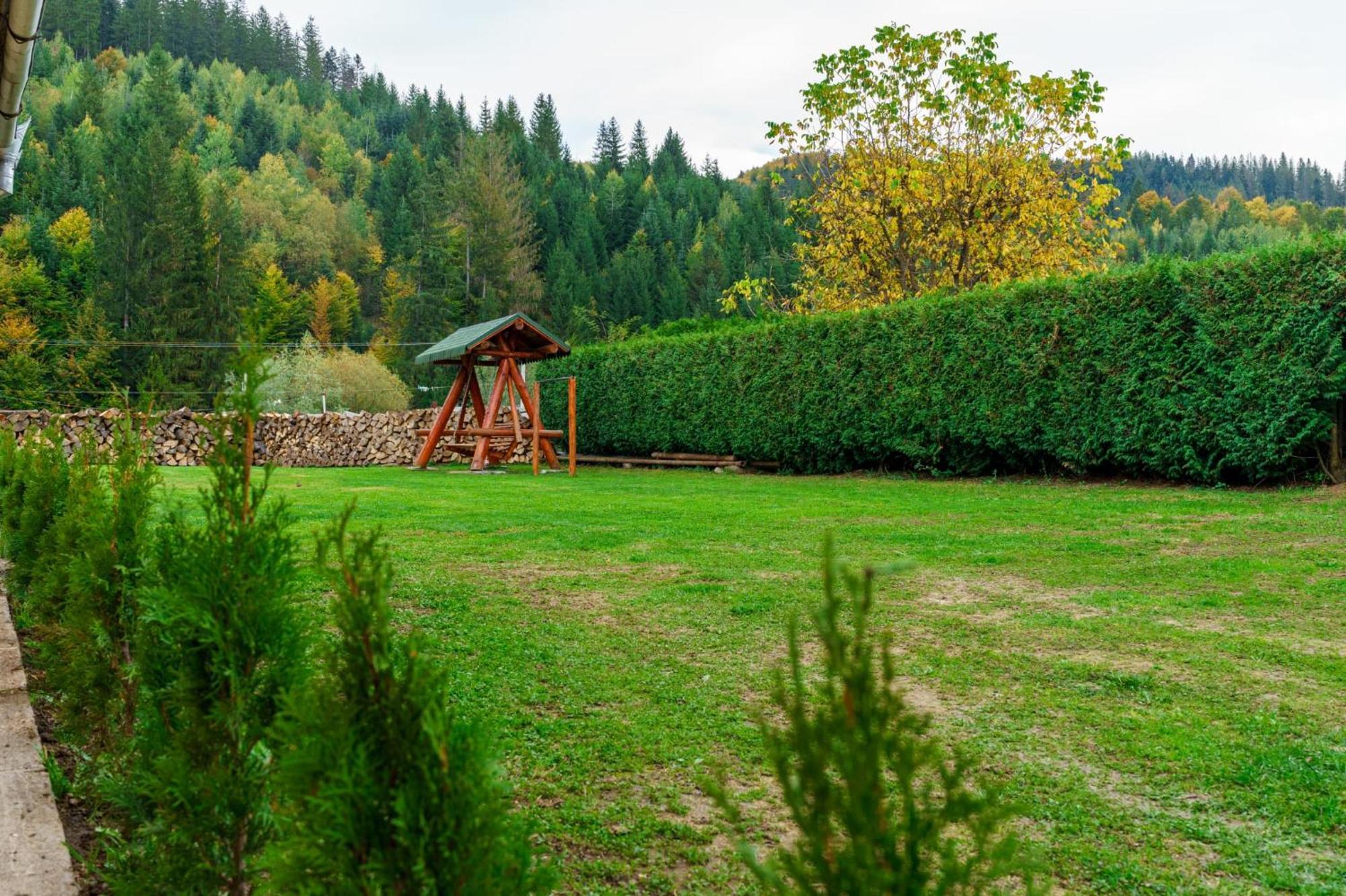 Hotel Casa Zuz Voronet Hura-Humora Exteriér fotografie